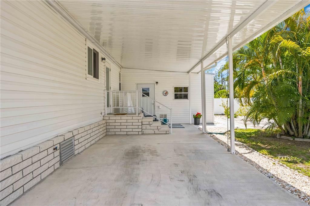 For Sale: $164,900 (2 beds, 2 baths, 1232 Square Feet)