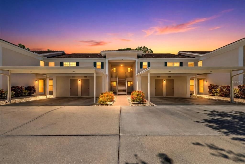 На продажу: $200,000 (2 спален, 2 ванн, 1165 Квадратных фут)