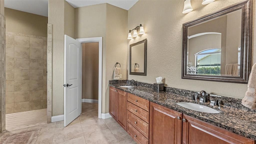 For Sale: $869,900 (4 beds, 4 baths, 3383 Square Feet)
