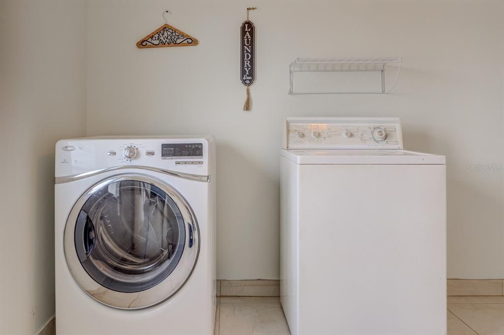 В аренду: $2,499 (3 спален, 2 ванн, 1676 Квадратных фут)
