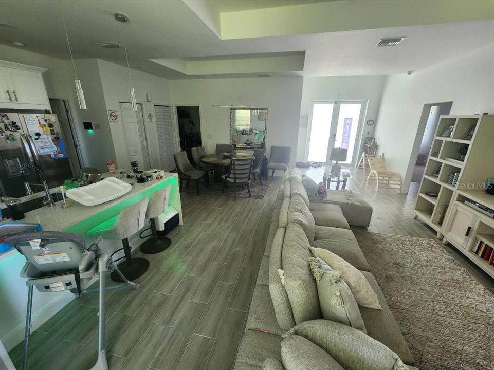 En Renta: $3,000 (3 camas, 2 baños, 1630 Pies cuadrados)