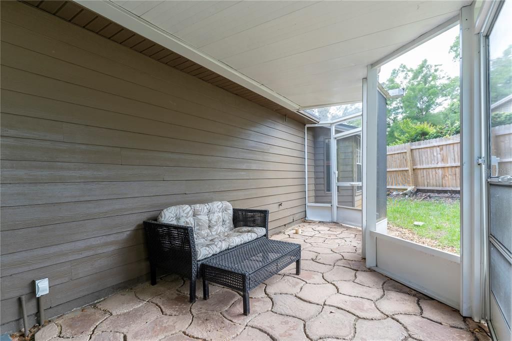 En Venta: $325,000 (3 camas, 2 baños, 1285 Pies cuadrados)