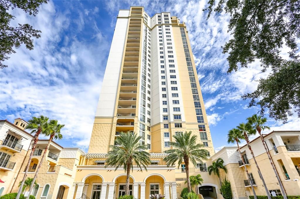 For Rent: $9,500 (3 beds, 3 baths, 2634 Square Feet)