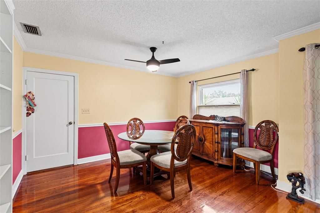 For Sale: $285,000 (3 beds, 2 baths, 1773 Square Feet)