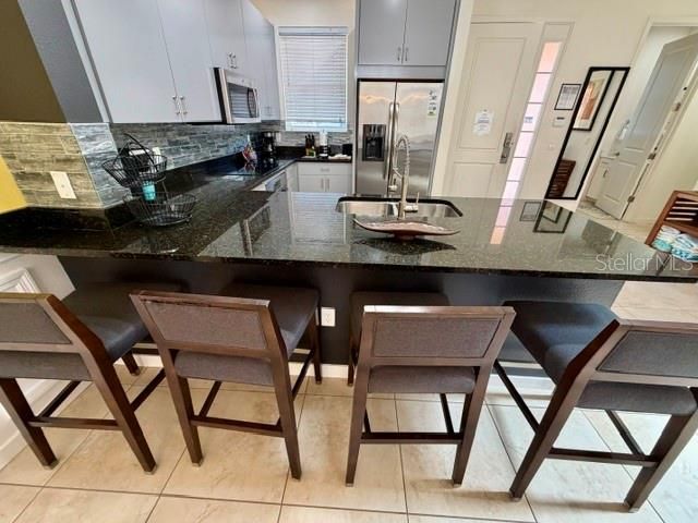 For Rent: $2,350 (3 beds, 2 baths, 1474 Square Feet)