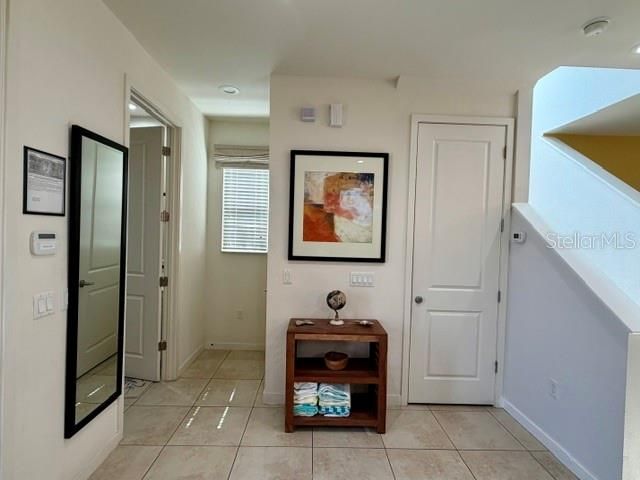 For Rent: $2,350 (3 beds, 2 baths, 1474 Square Feet)
