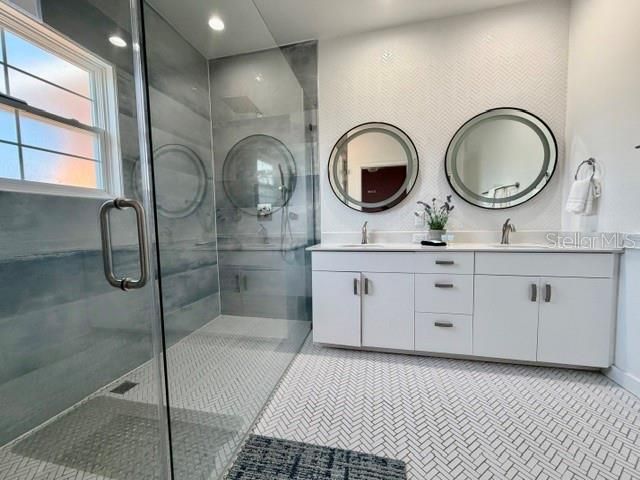 For Rent: $2,350 (3 beds, 2 baths, 1474 Square Feet)