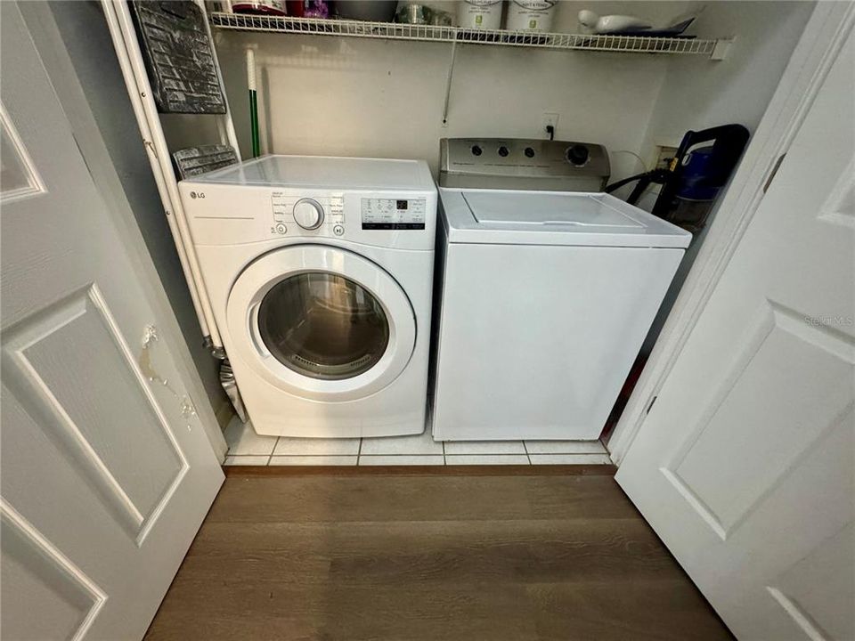 For Sale: $224,900 (2 beds, 2 baths, 1050 Square Feet)