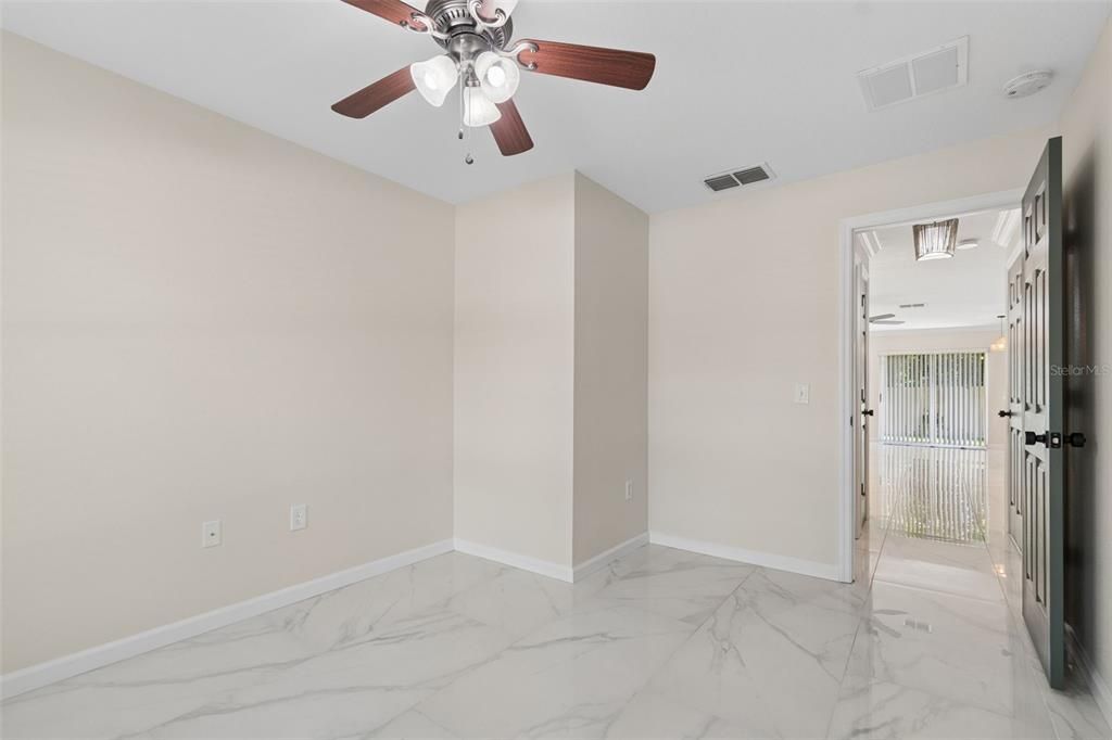 For Sale: $249,000 (4 beds, 3 baths, 1697 Square Feet)