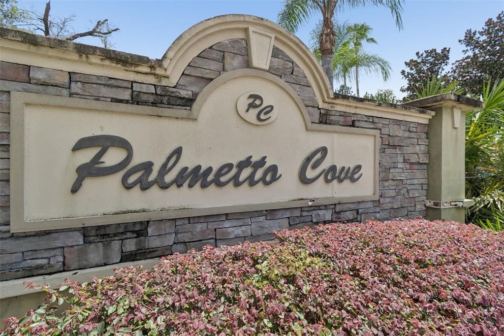 For Sale: $249,000 (4 beds, 3 baths, 1697 Square Feet)