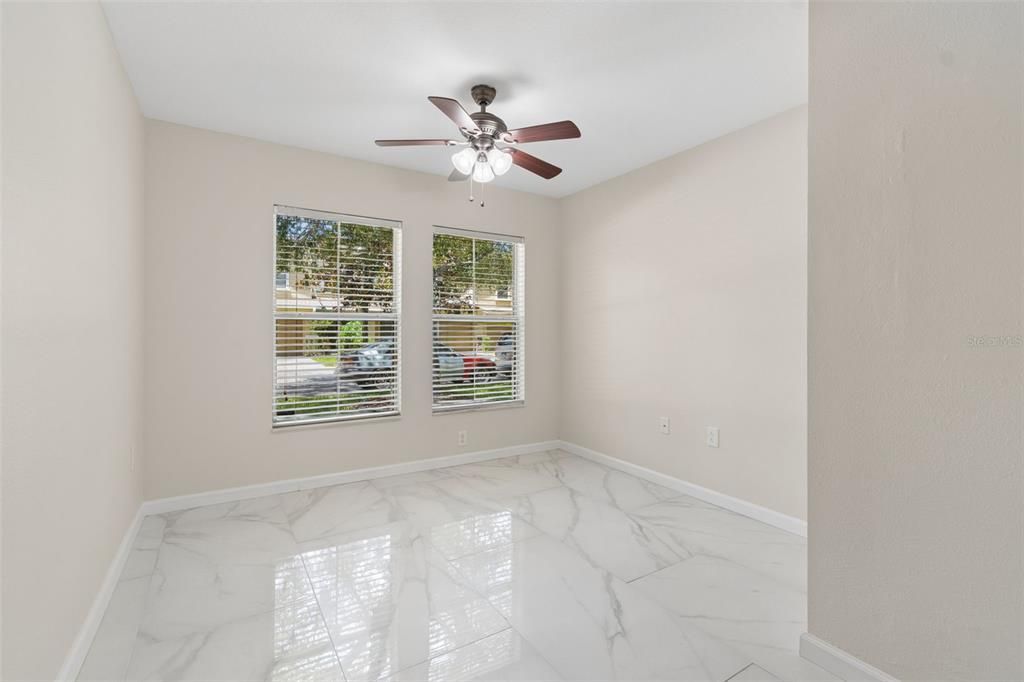 For Sale: $249,000 (4 beds, 3 baths, 1697 Square Feet)