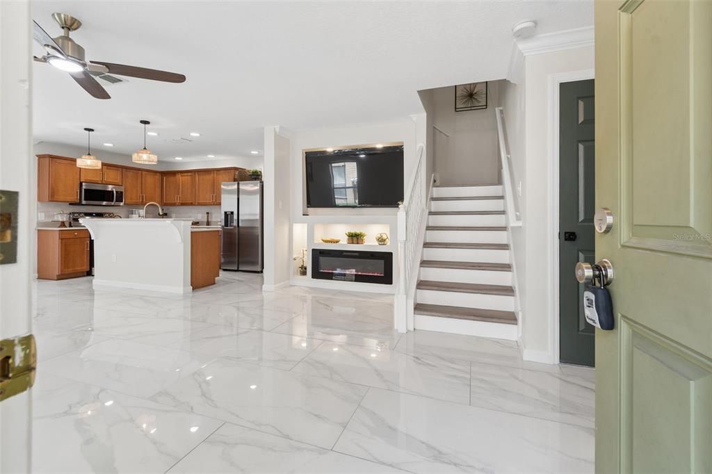 For Sale: $249,000 (4 beds, 3 baths, 1697 Square Feet)