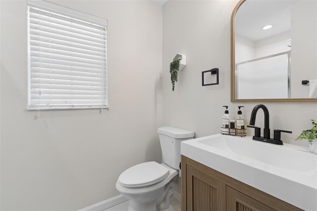 For Sale: $249,000 (4 beds, 3 baths, 1697 Square Feet)
