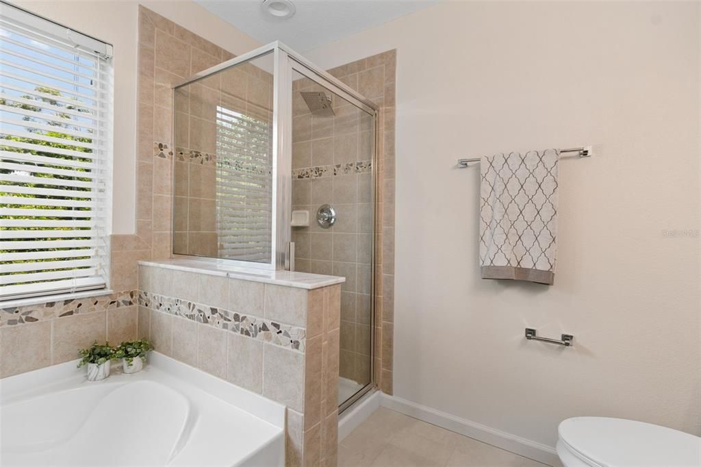 For Sale: $249,000 (4 beds, 3 baths, 1697 Square Feet)