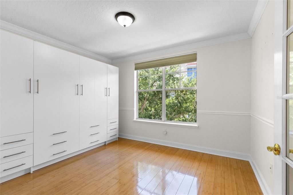 En Venta: $379,000 (4 camas, 2 baños, 2288 Pies cuadrados)
