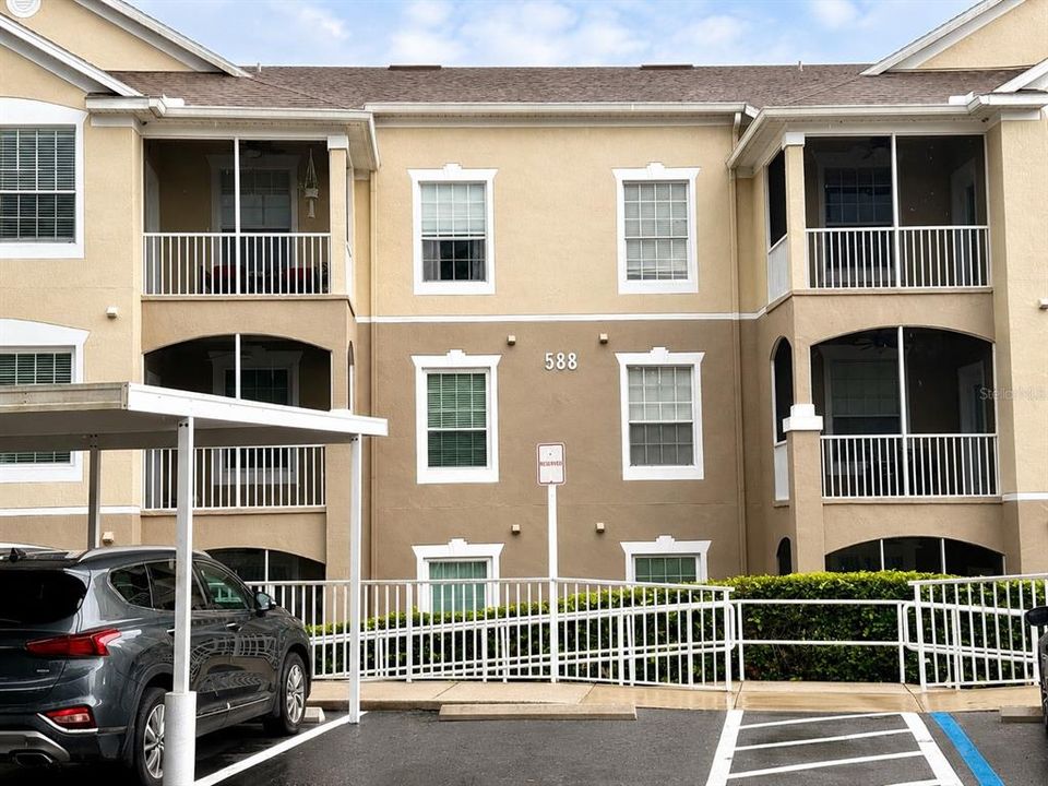 For Sale: $219,900 (3 beds, 2 baths, 1411 Square Feet)