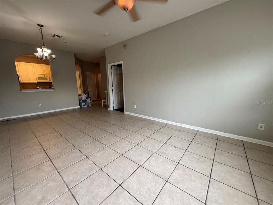 For Sale: $219,900 (3 beds, 2 baths, 1411 Square Feet)