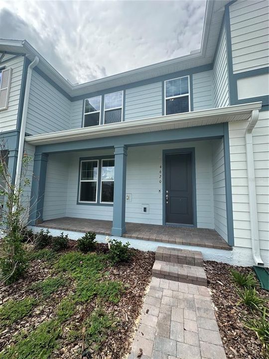 For Rent: $2,800 (3 beds, 2 baths, 1652 Square Feet)