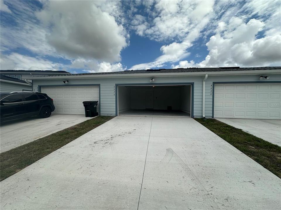 For Rent: $2,800 (3 beds, 2 baths, 1652 Square Feet)