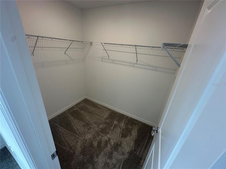 For Rent: $2,800 (3 beds, 2 baths, 1652 Square Feet)