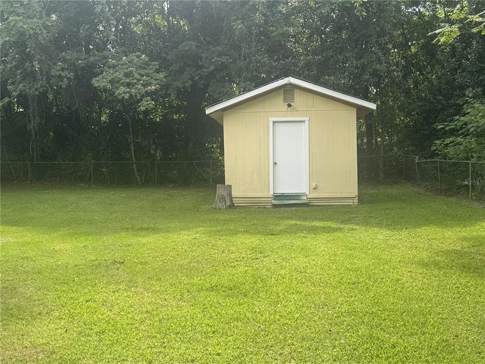 For Sale: $175,000 (4 beds, 2 baths, 1568 Square Feet)