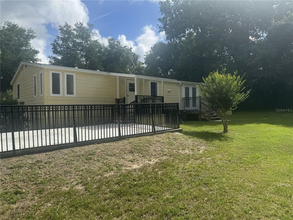 For Sale: $175,000 (4 beds, 2 baths, 1568 Square Feet)