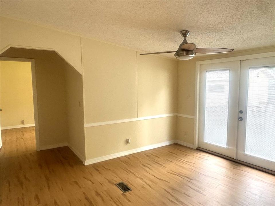 For Sale: $175,000 (4 beds, 2 baths, 1568 Square Feet)