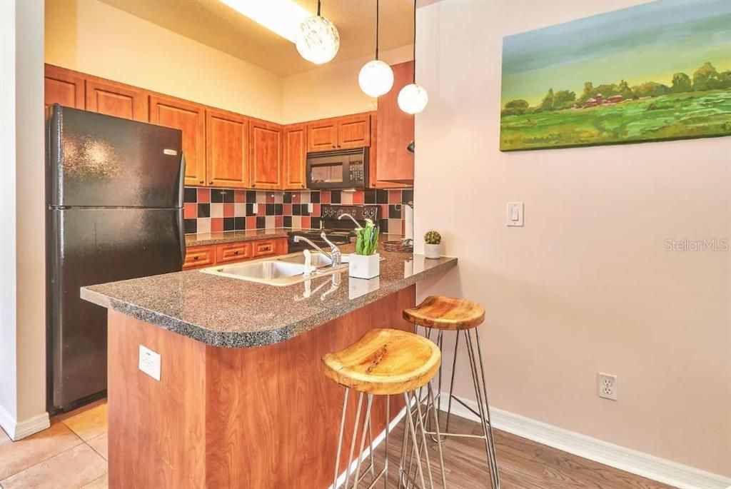 В аренду: $2,900 (4 спален, 2 ванн, 1755 Квадратных фут)