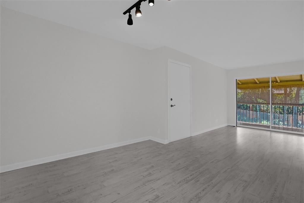 В аренду: $1,600 (1 спален, 1 ванн, 633 Квадратных фут)