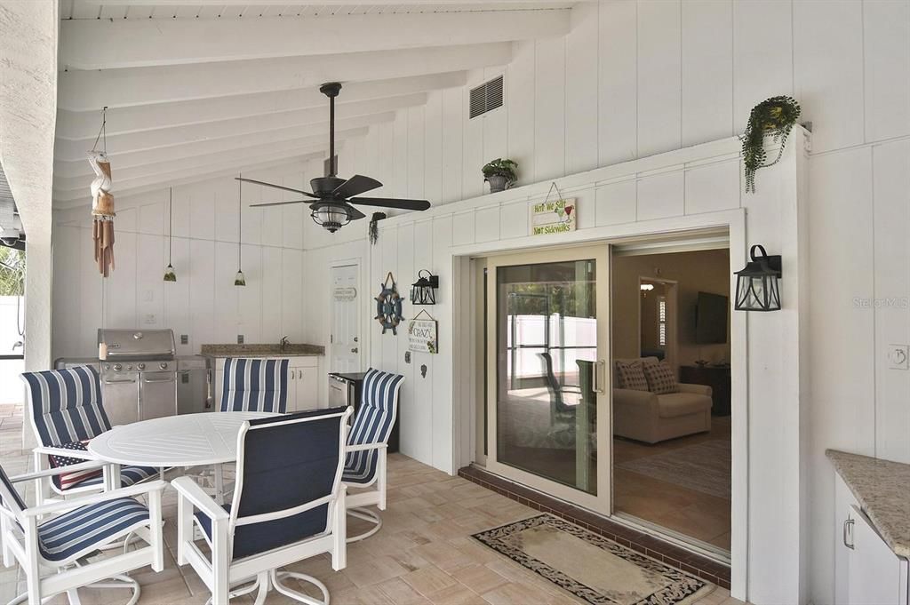 For Sale: $1,240,000 (3 beds, 2 baths, 1790 Square Feet)