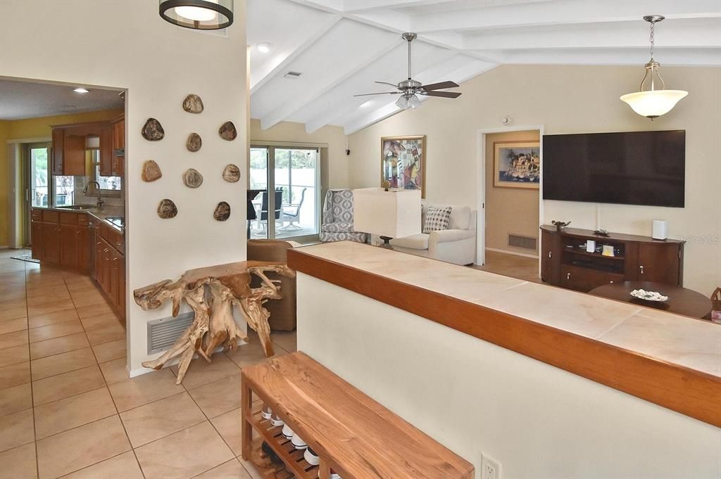 For Sale: $1,240,000 (3 beds, 2 baths, 1790 Square Feet)