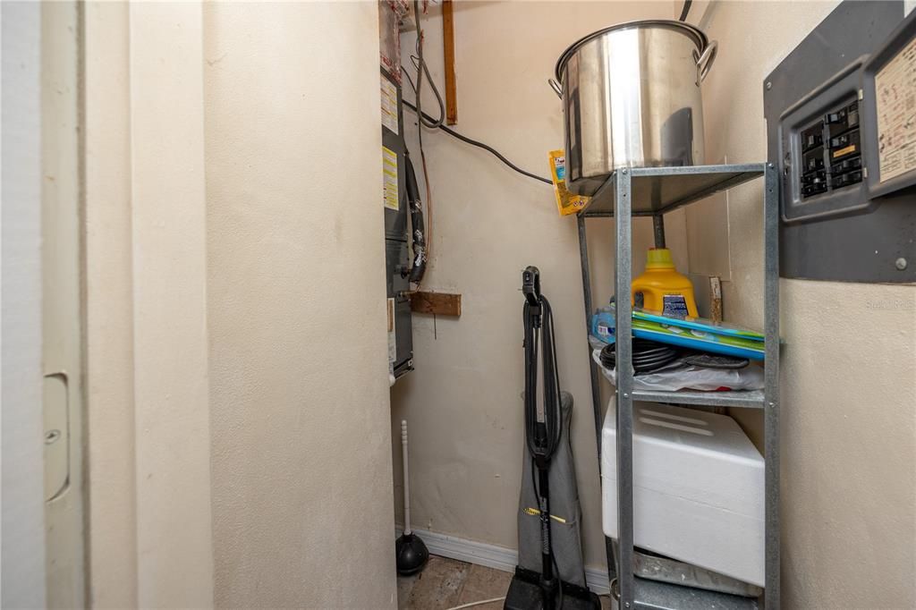 На продажу: $115,000 (1 спален, 1 ванн, 585 Квадратных фут)