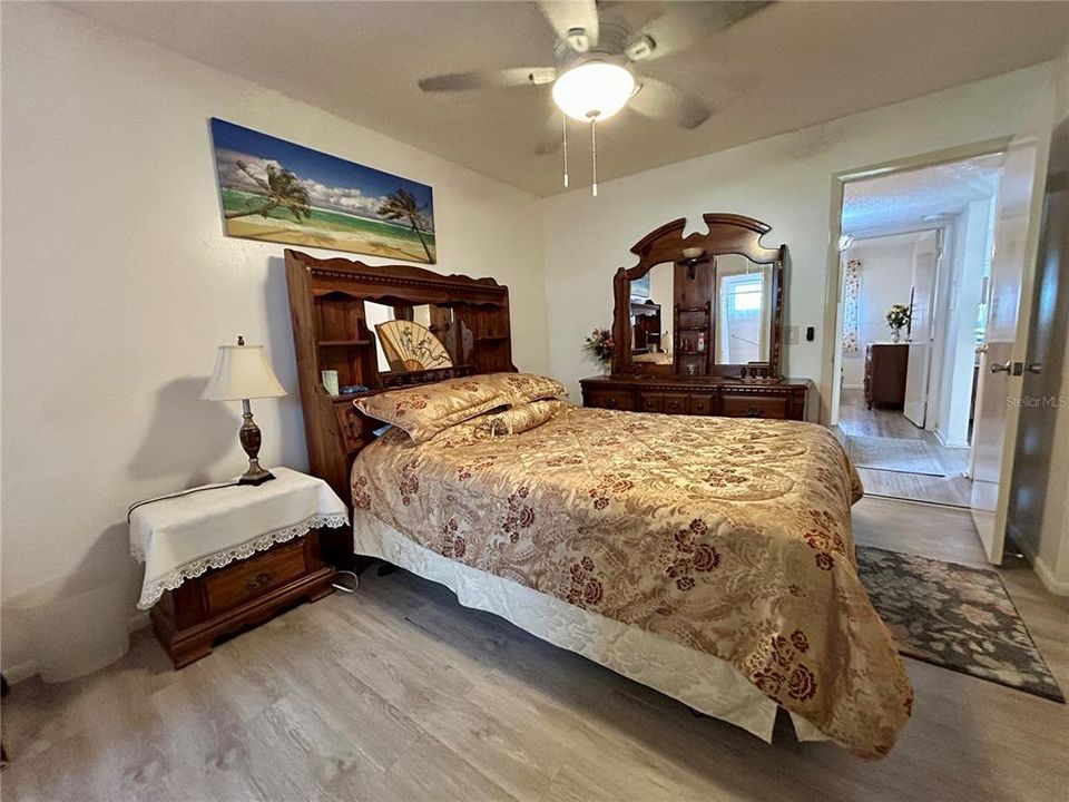 En Venta: $199,000 (2 camas, 2 baños, 1100 Pies cuadrados)