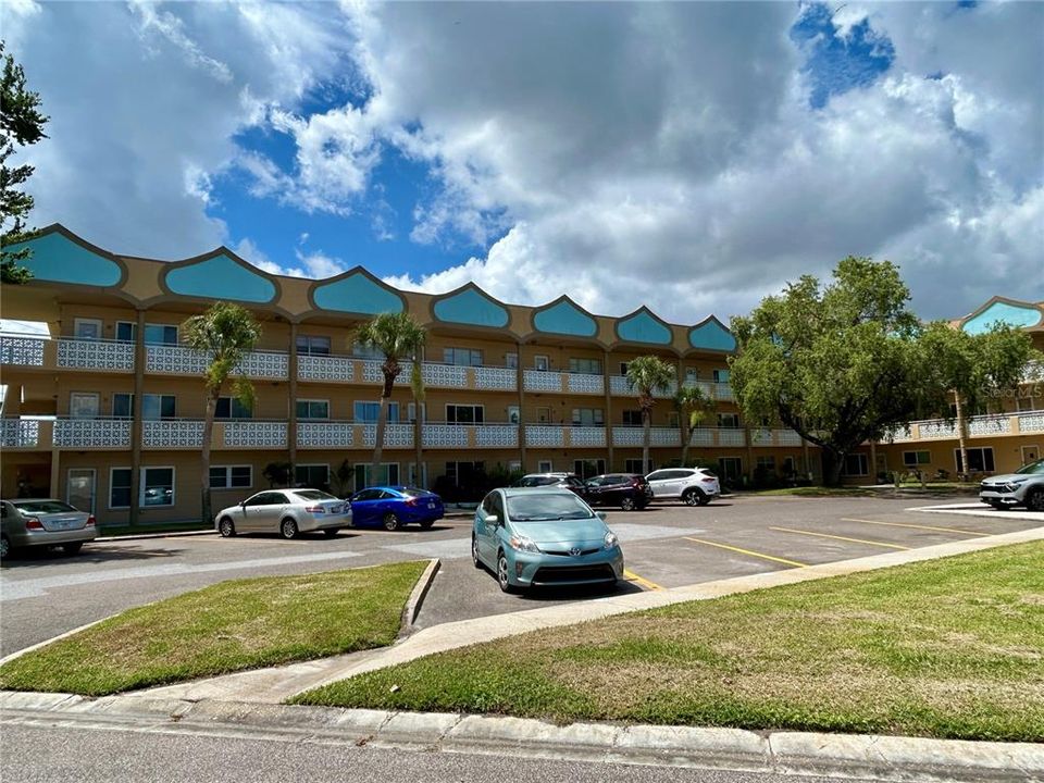 En Venta: $199,000 (2 camas, 2 baños, 1100 Pies cuadrados)