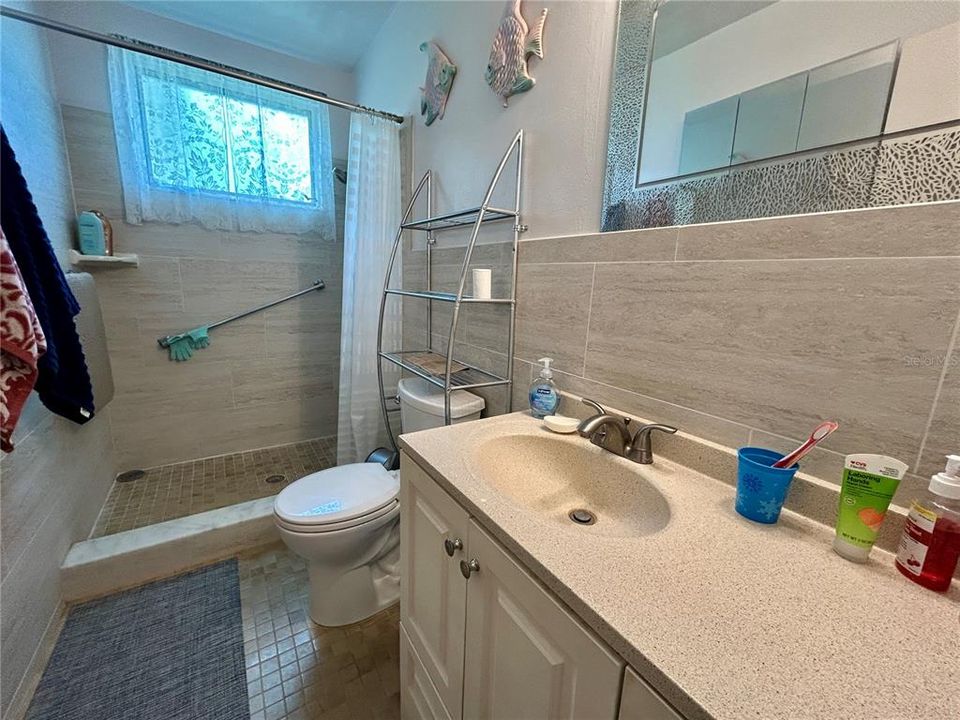 En Venta: $199,000 (2 camas, 2 baños, 1100 Pies cuadrados)