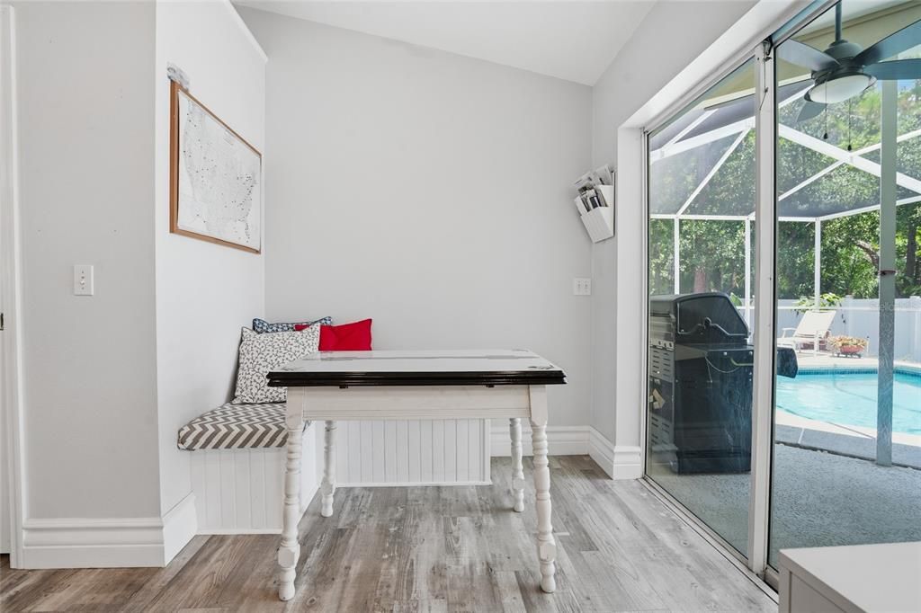 En Venta: $474,900 (3 camas, 2 baños, 2215 Pies cuadrados)