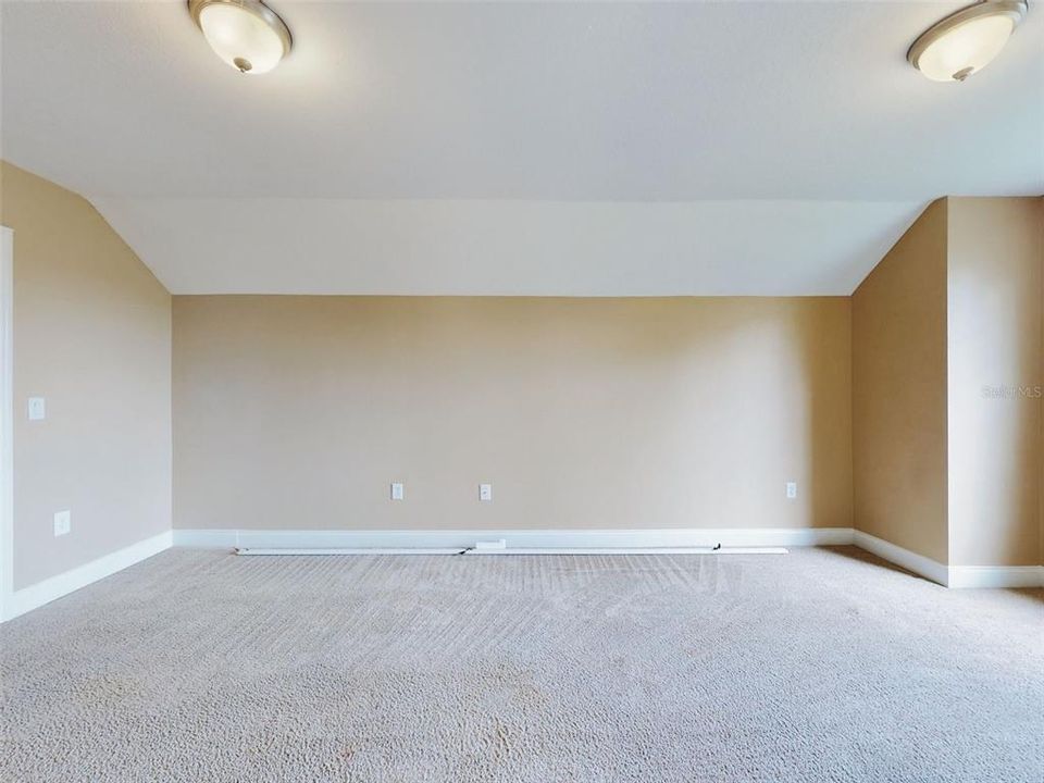 En Venta: $599,000 (4 camas, 2 baños, 2276 Pies cuadrados)