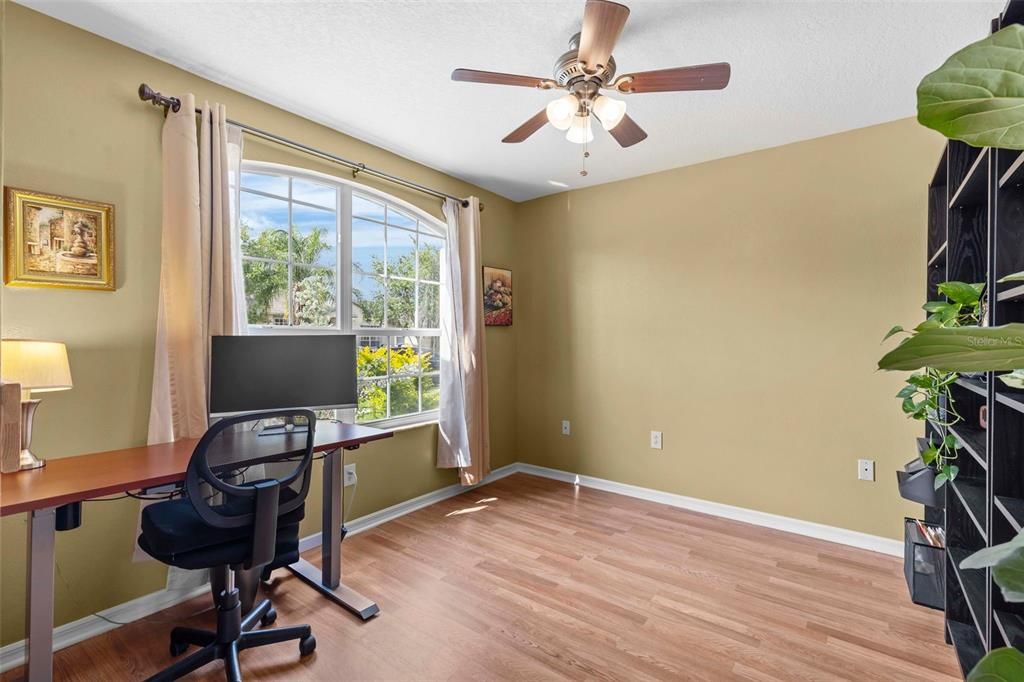 For Sale: $420,000 (3 beds, 2 baths, 1826 Square Feet)