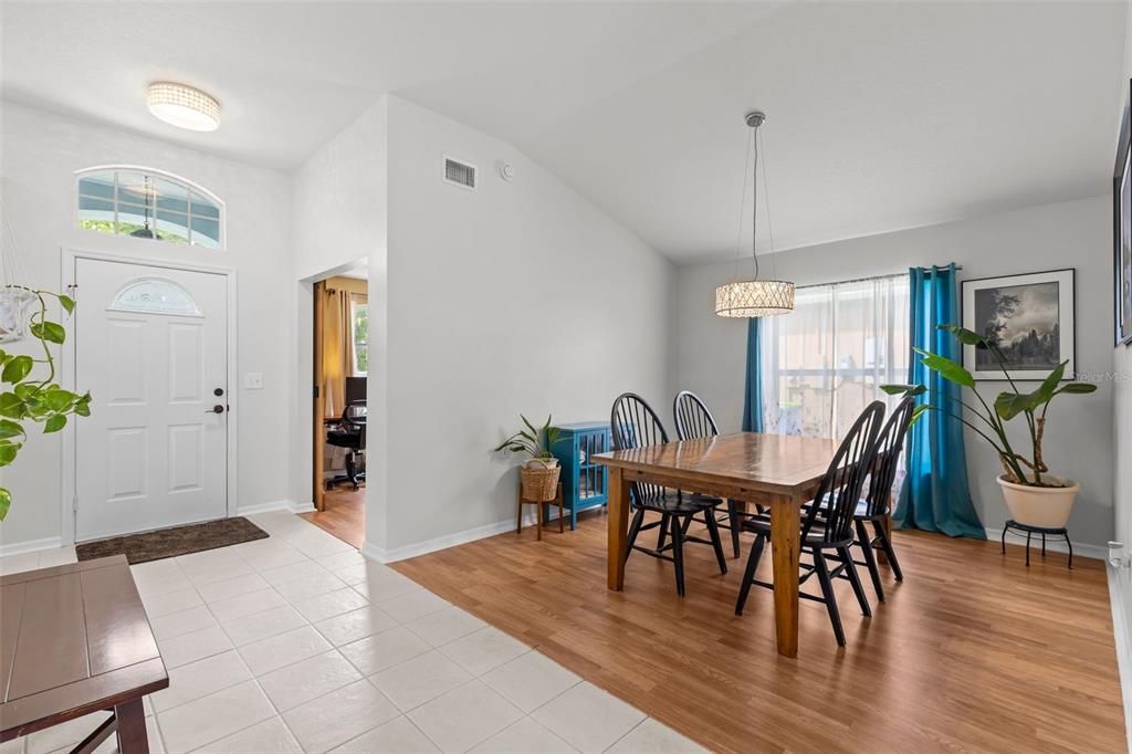 For Sale: $420,000 (3 beds, 2 baths, 1826 Square Feet)