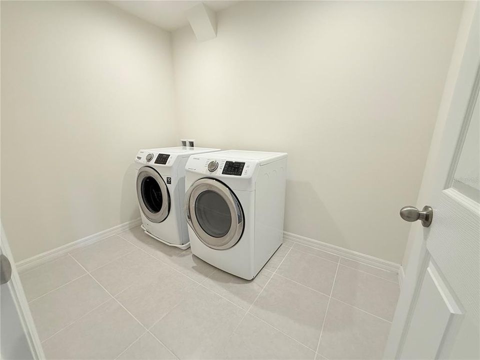 В аренду: $2,800 (3 спален, 2 ванн, 1792 Квадратных фут)
