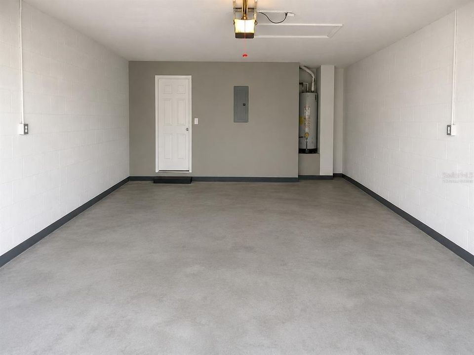 For Sale: $250,000 (3 beds, 2 baths, 1434 Square Feet)