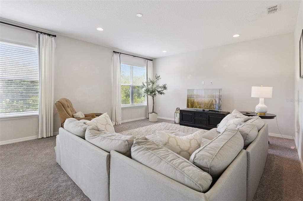 For Sale: $725,000 (4 beds, 3 baths, 3249 Square Feet)