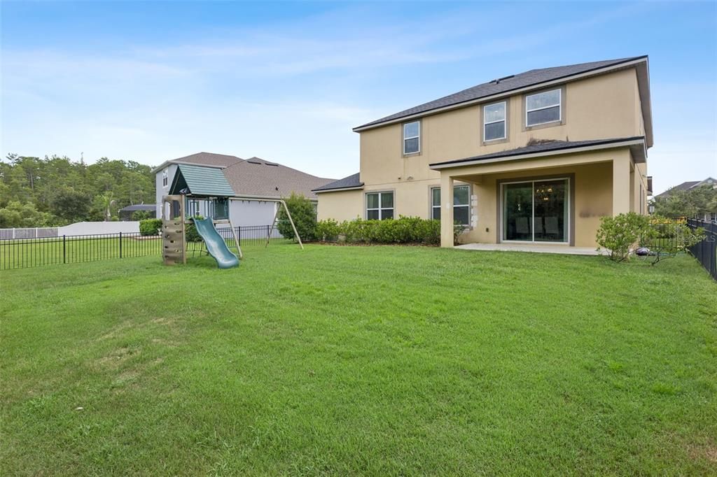 For Sale: $725,000 (4 beds, 3 baths, 3249 Square Feet)
