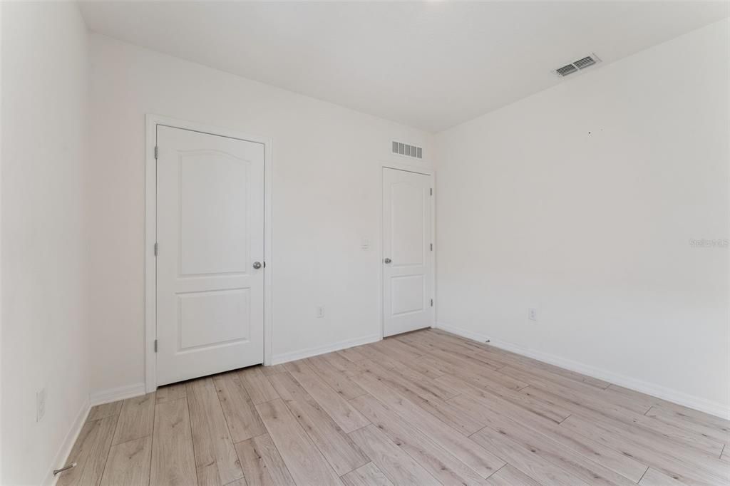 For Sale: $465,000 (3 beds, 2 baths, 1672 Square Feet)