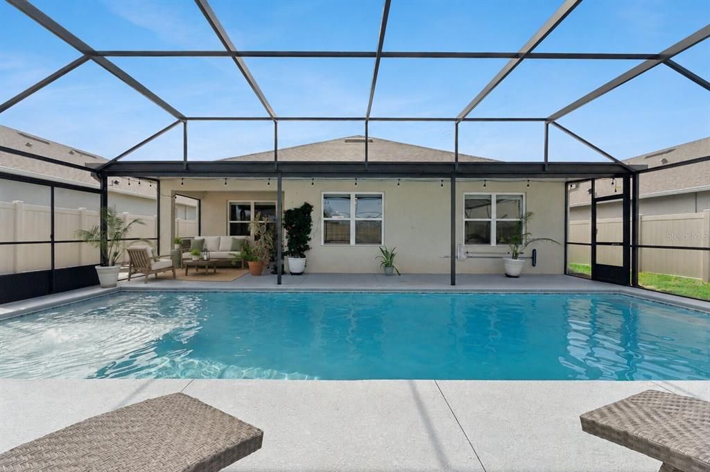 For Sale: $465,000 (3 beds, 2 baths, 1672 Square Feet)