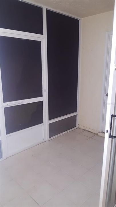 For Rent: $1,700 (2 beds, 2 baths, 1013 Square Feet)