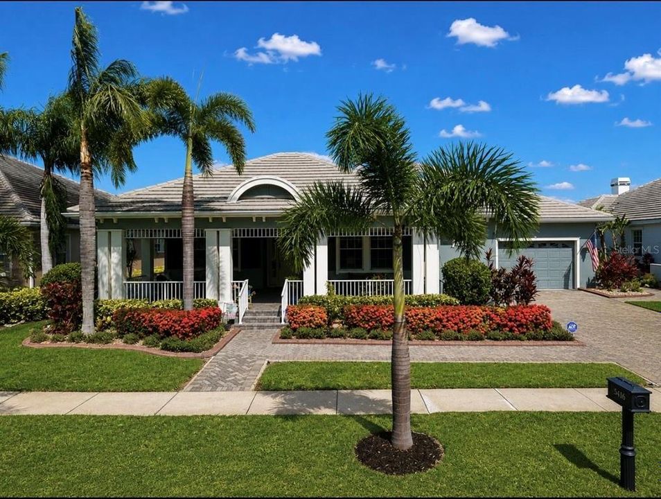 En Venta: $1,250,000 (4 camas, 3 baños, 3080 Pies cuadrados)