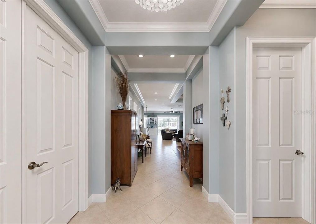 En Venta: $1,250,000 (4 camas, 3 baños, 3080 Pies cuadrados)