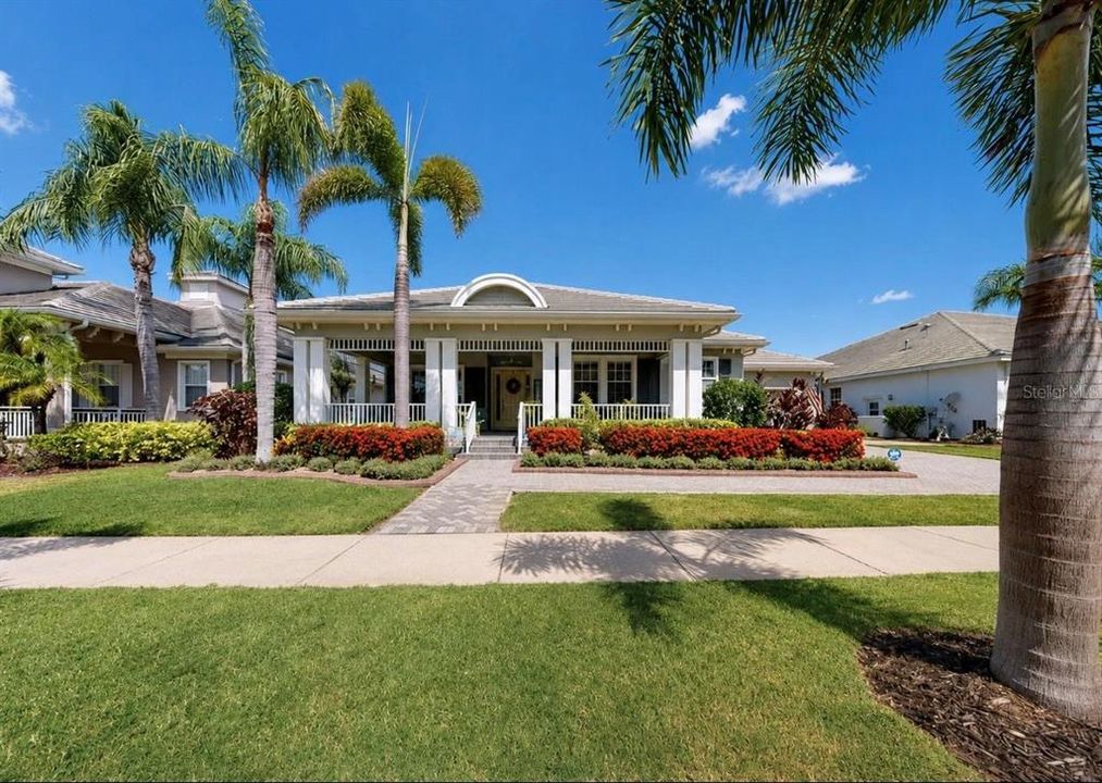 En Venta: $1,250,000 (4 camas, 3 baños, 3080 Pies cuadrados)