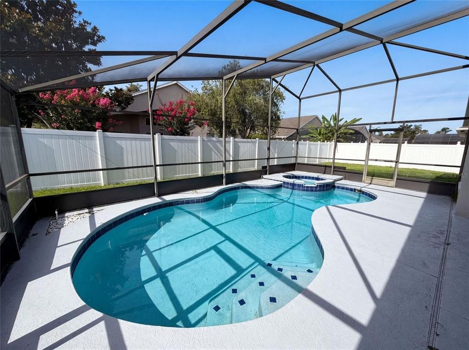 For Sale: $511,000 (4 beds, 2 baths, 1981 Square Feet)